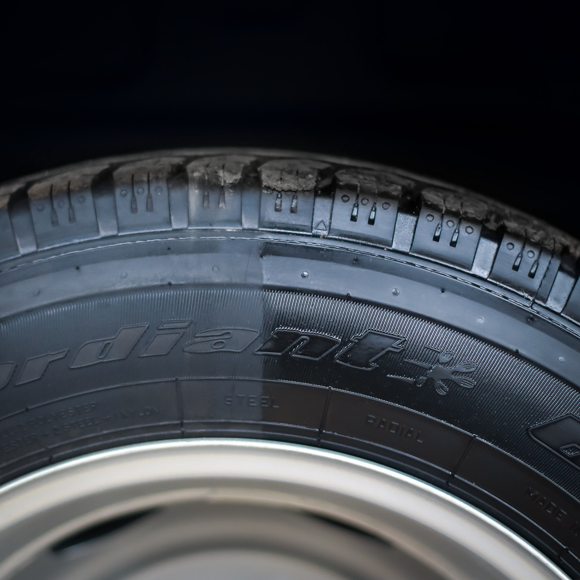 Чернитель шин, аэрозоль, 520 ml Carville Racing S3051771 