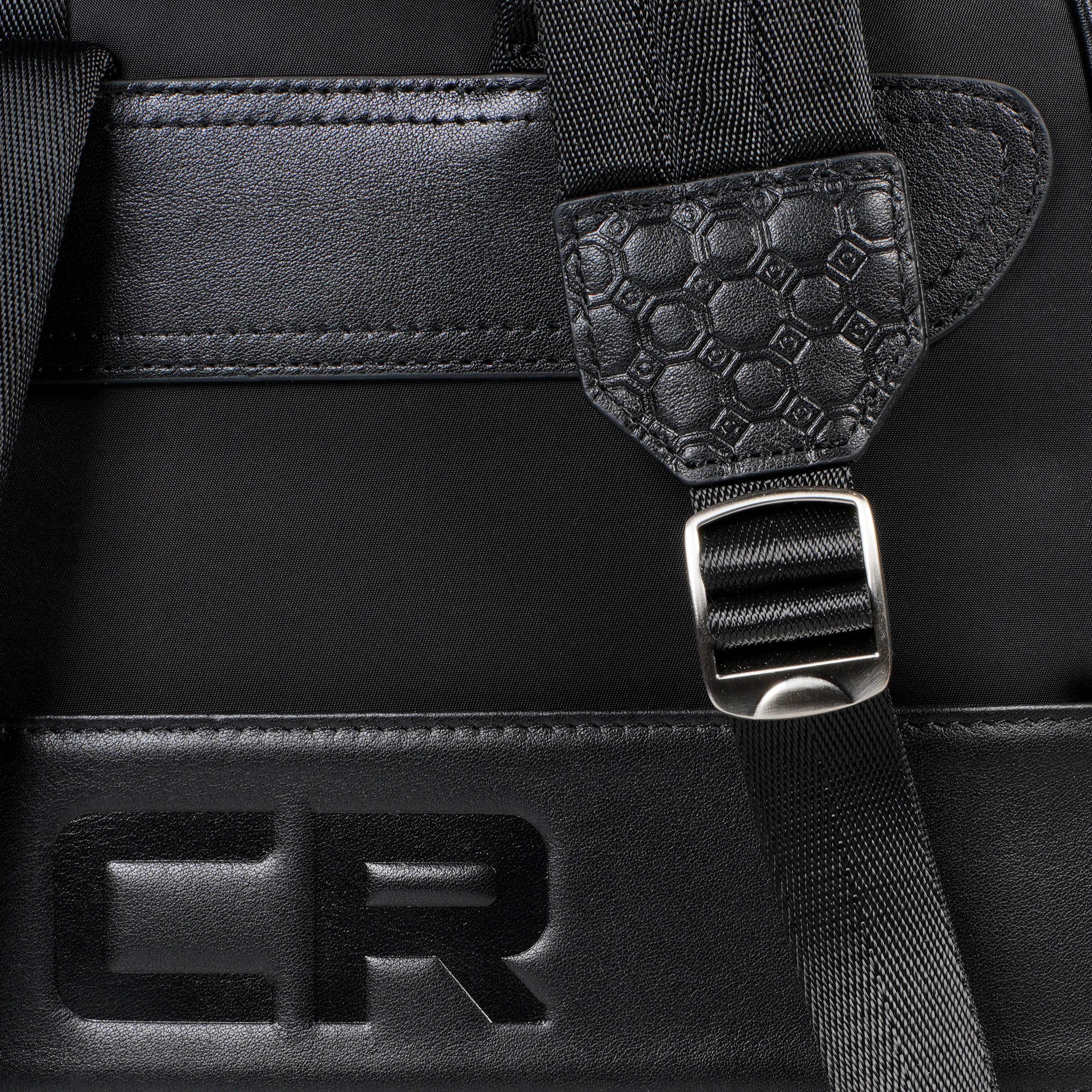 Рюкзак кожаный чёрный CR Carville Racing 778 